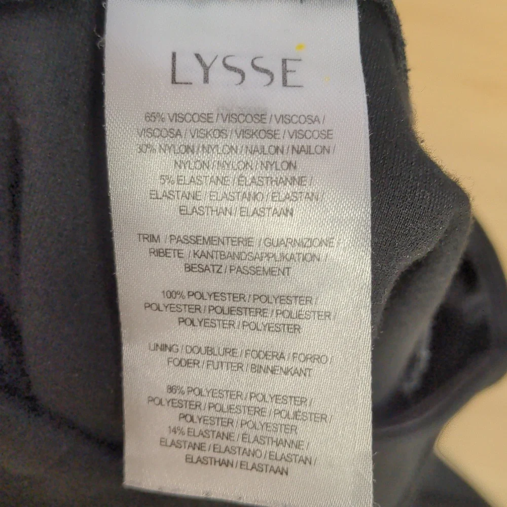 Lysse‎ Raya Womens Lace Trim High Rise Cropped Pants Size Extra Small Black - Picture 12 of 12